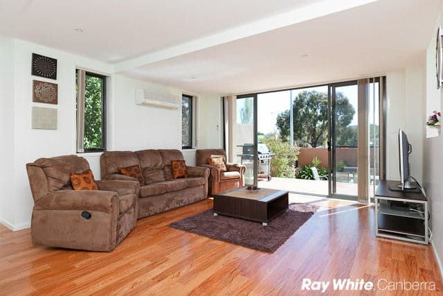 1 Drew Street, GREENWAY ACT 2900, Greenway - Thumbnail 2