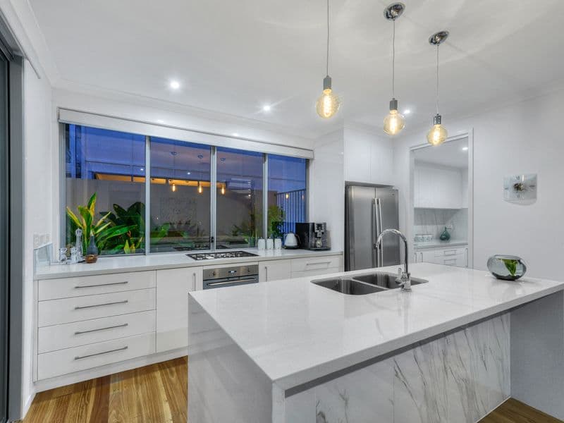42 Philip Street, Hawthorne QLD 4171, Hawthorne - Thumbnail 3