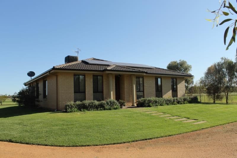10 Redgum Place, NARROMINE NSW 2821, Narromine - Image 1