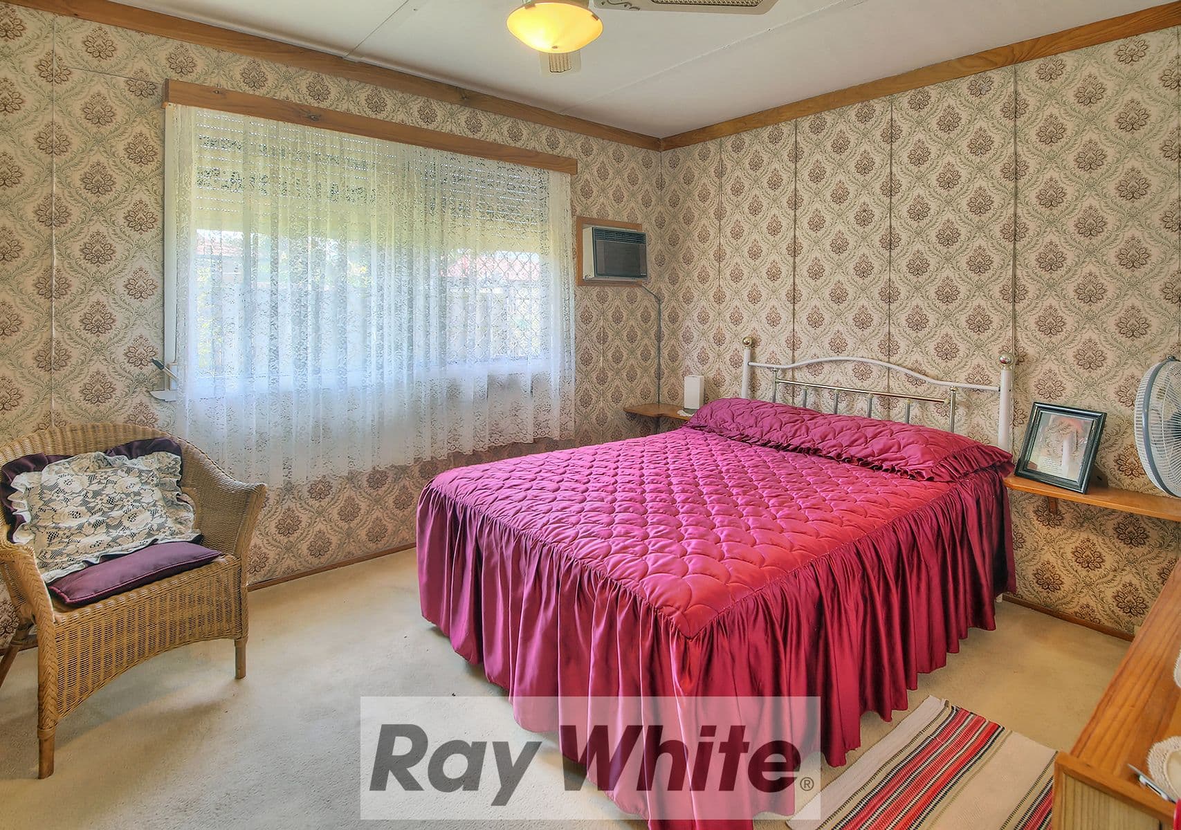 16 Redford Street, Kingston QLD 4114, Kingston - Thumbnail 2
