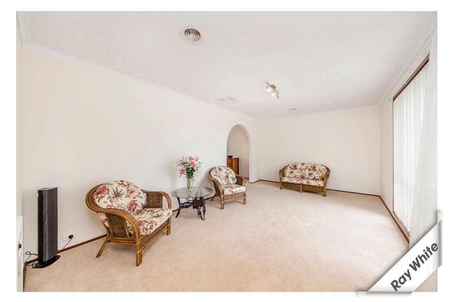 7 Rosman Circuit, GILMORE ACT 2905, Gilmore - Thumbnail 2
