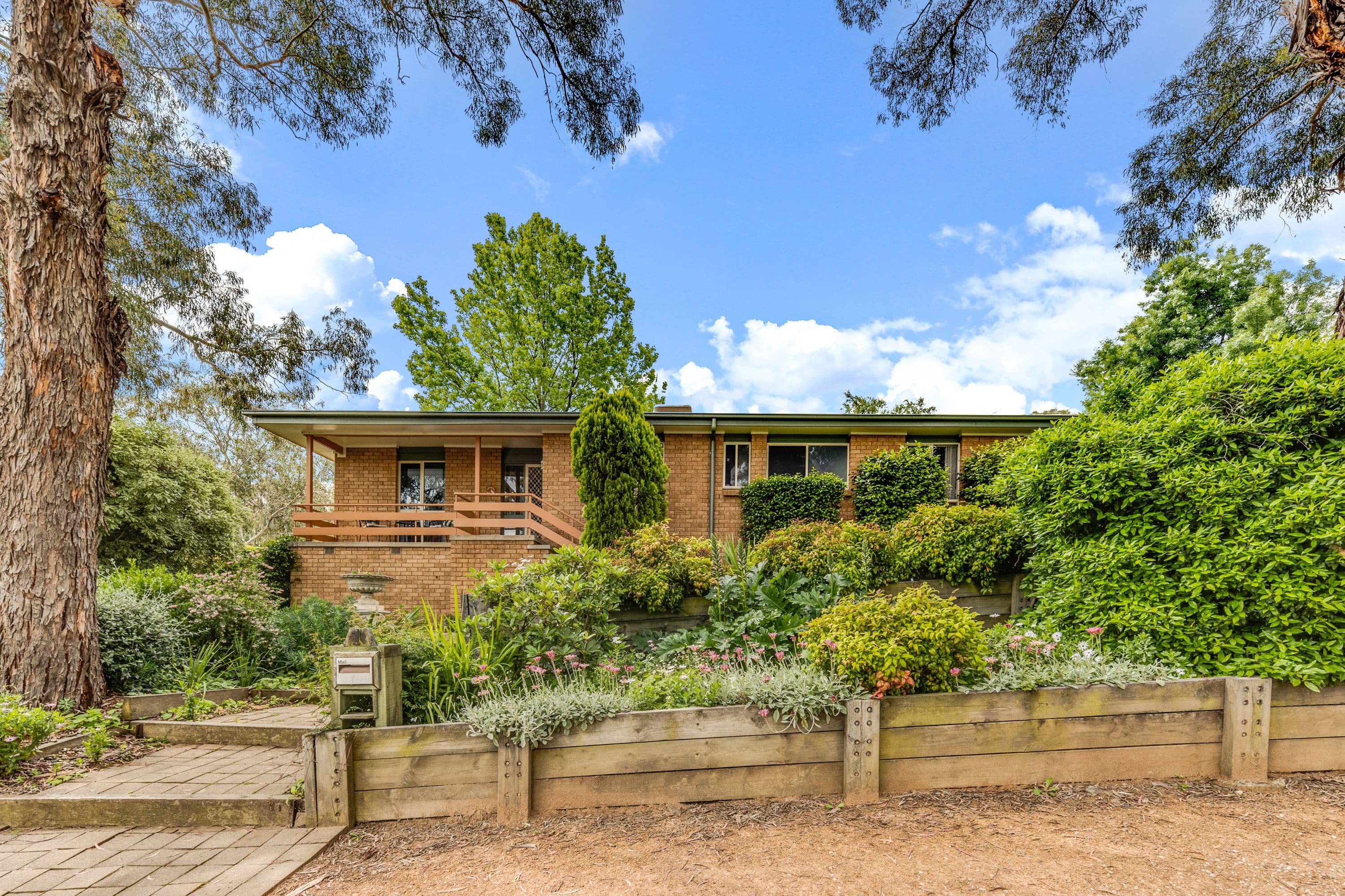 1 Beaney Street, Macgregor ACT 2615, Macgregor - Image 1