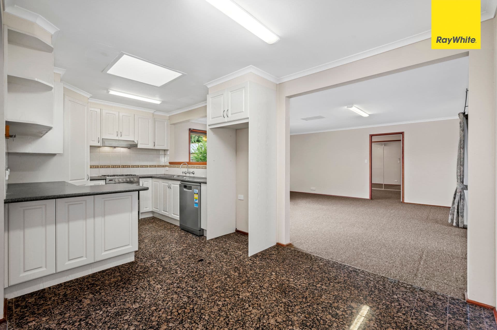 5 Abbey Place, Melton West VIC 3337, Melton West - Thumbnail 6