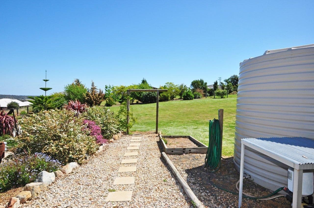 170 Princes Highway, Narooma, Narooma - Thumbnail 4