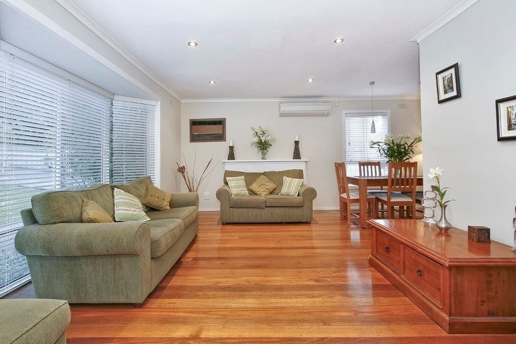 12 Blackwood Park Road, FERNTREE GULLY VIC 3156, Ferntree Gully - Thumbnail 2