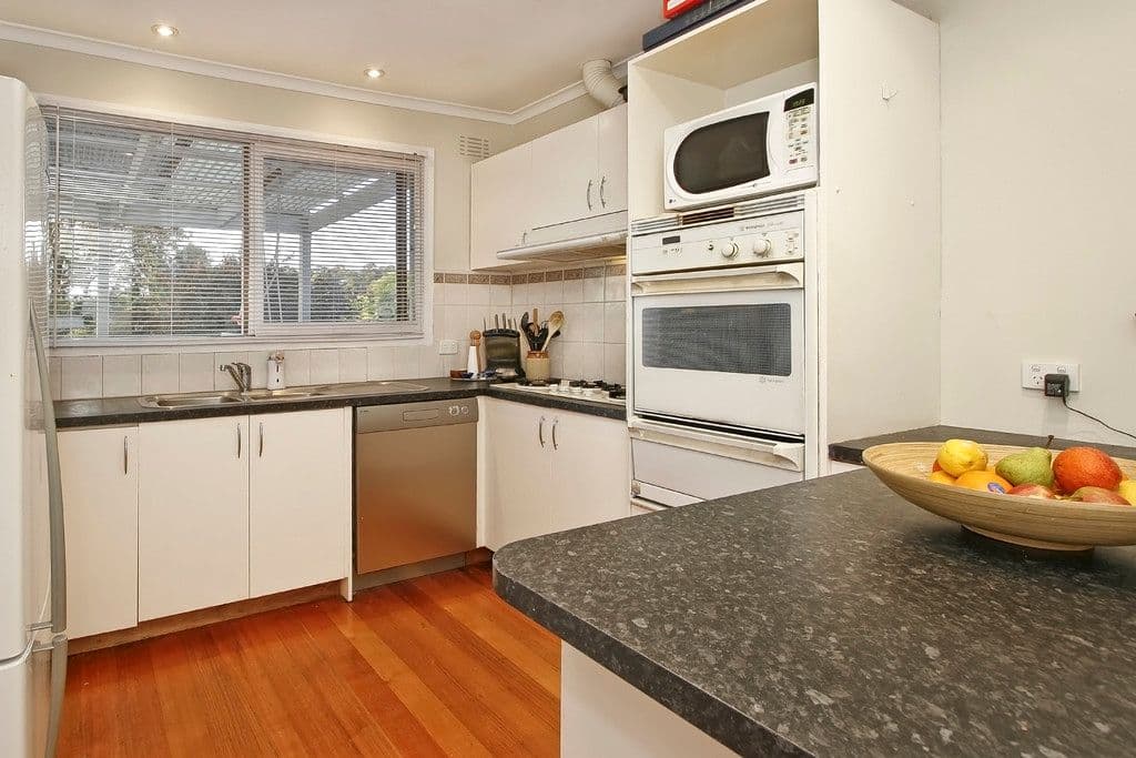 12 Blackwood Park Road, FERNTREE GULLY VIC 3156, Ferntree Gully - Thumbnail 3
