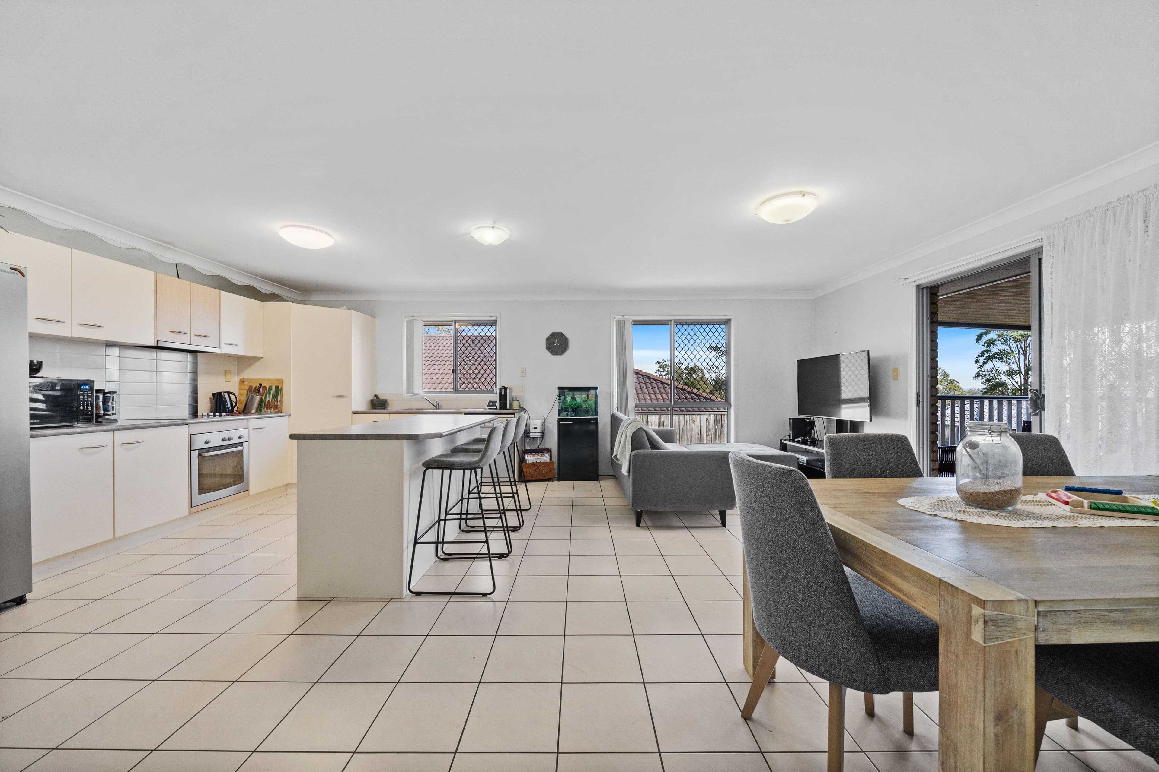 33 Woodlands Boulevard, Waterford QLD 4133, Waterford - Thumbnail 4