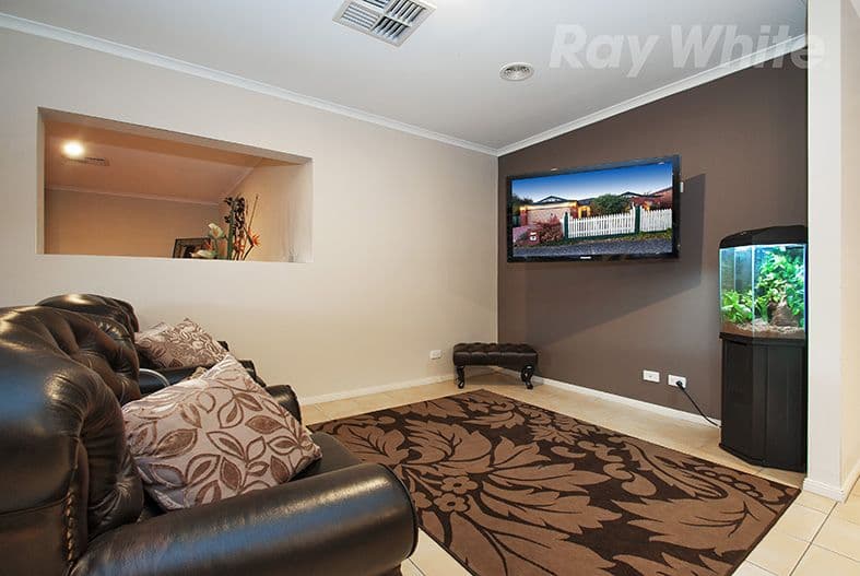9 PAULA Way, Chirnside Park VIC 3116, Chirnside Park - Thumbnail 7