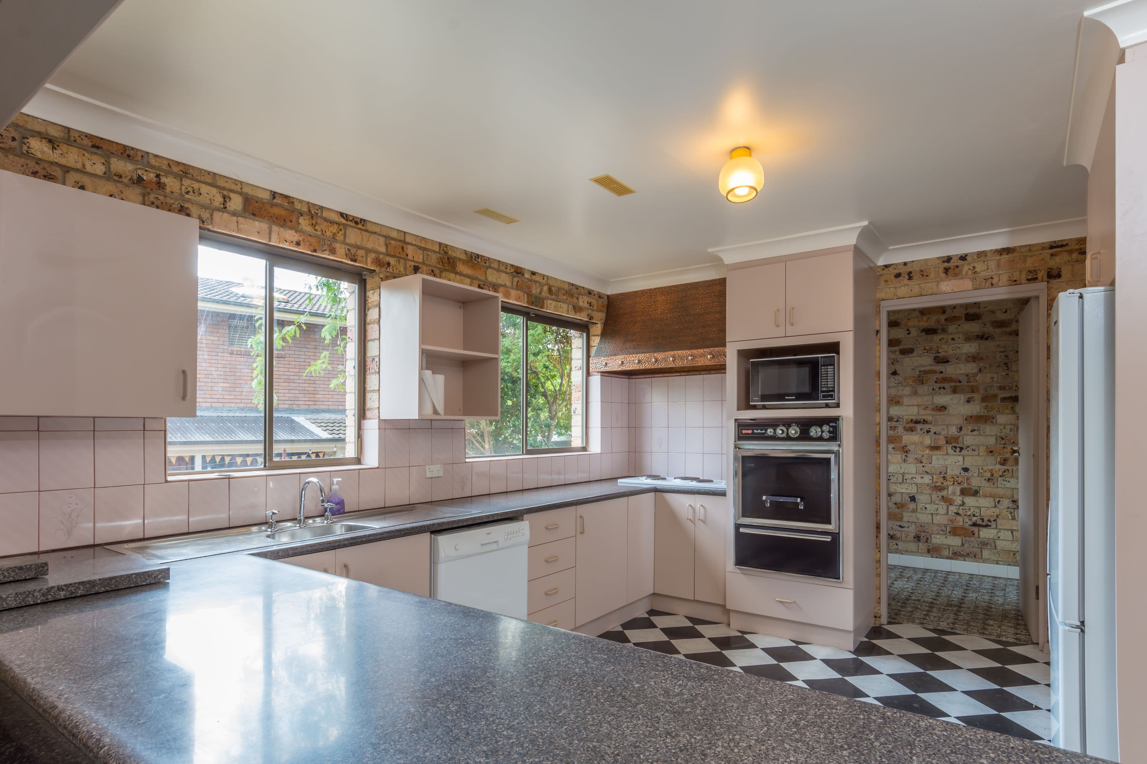 22 Philip Drive, North Nowra - Thumbnail 2