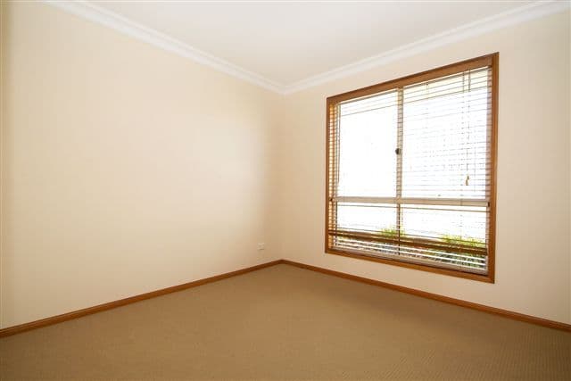 9  Banksdale Drive, MIDDLE RIDGE QLD 4350, Middle Ridge - Thumbnail 6
