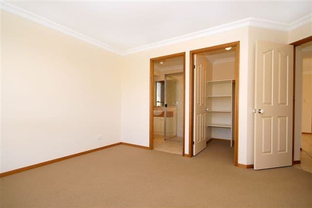 9  Banksdale Drive, MIDDLE RIDGE QLD 4350, Middle Ridge - Thumbnail 8