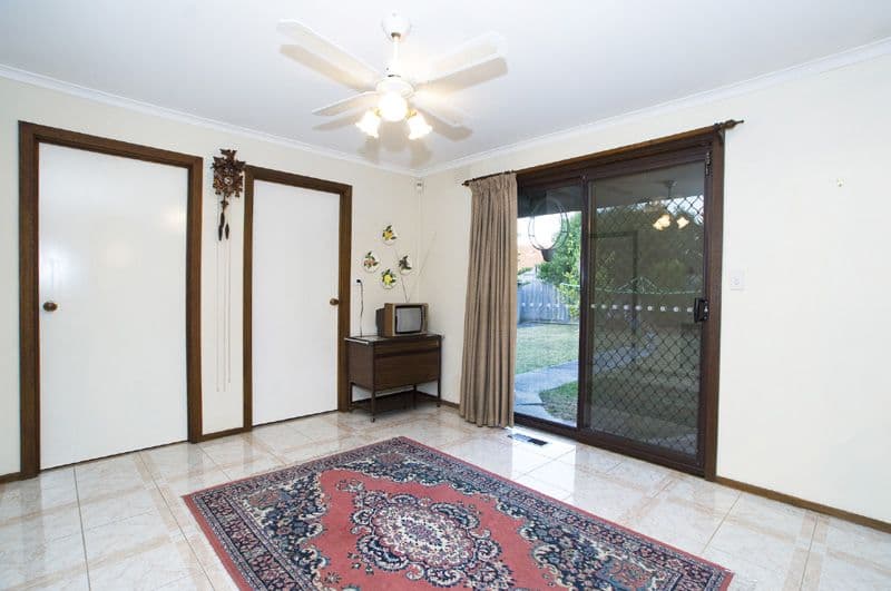 4 Tintern Crescent, WANTIRNA SOUTH VIC 3152, Wantirna South - Thumbnail 5