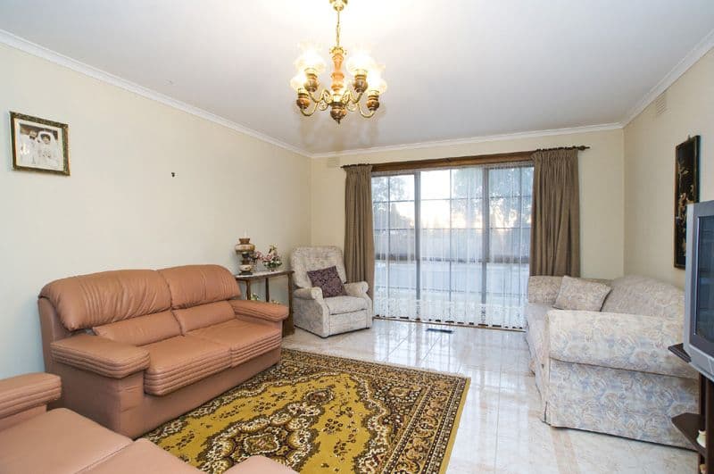4 Tintern Crescent, WANTIRNA SOUTH VIC 3152, Wantirna South - Thumbnail 6