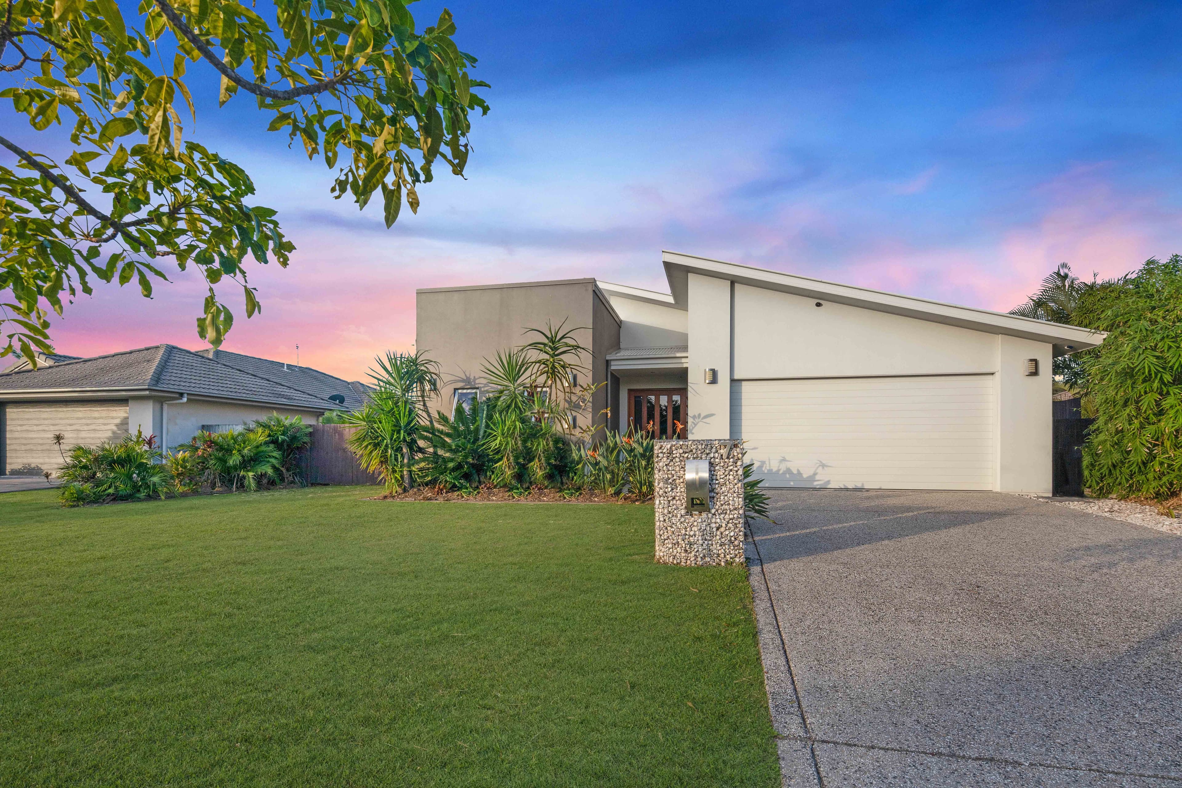 8 Doris Avenue, Miranda - Image 1