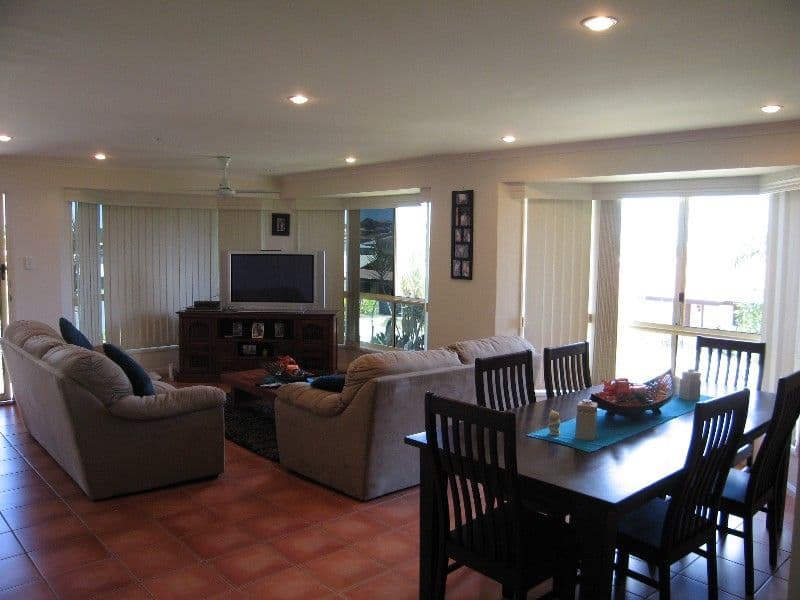 17 Wilcox Street, EIMEO QLD 4740, Eimeo - Thumbnail 5
