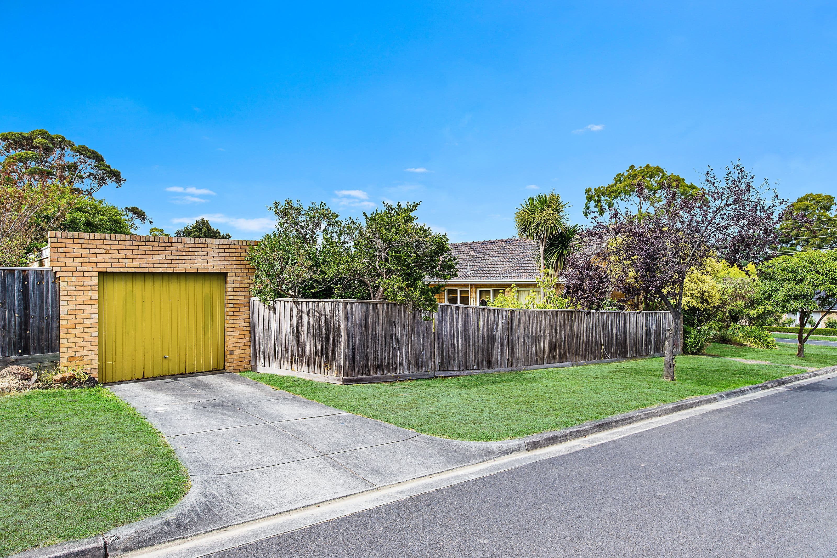 39 Larch Crescent, Mount Waverley VIC 3149, Mount Waverley - Thumbnail 3