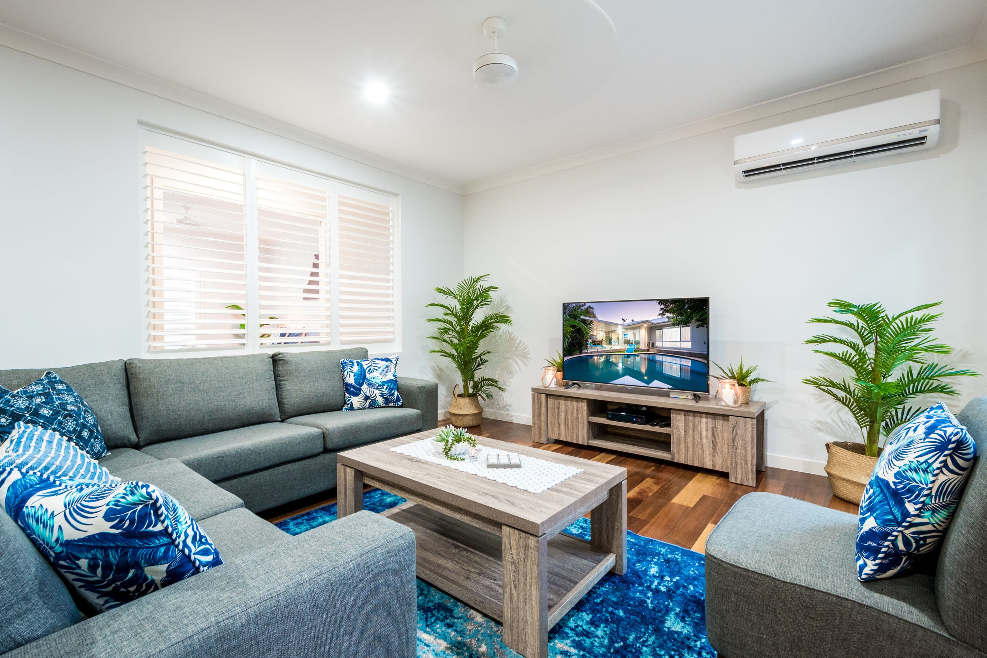 10 Allambi Avenue, Broadbeach Waters QLD 4218, Broadbeach Waters - Thumbnail 3