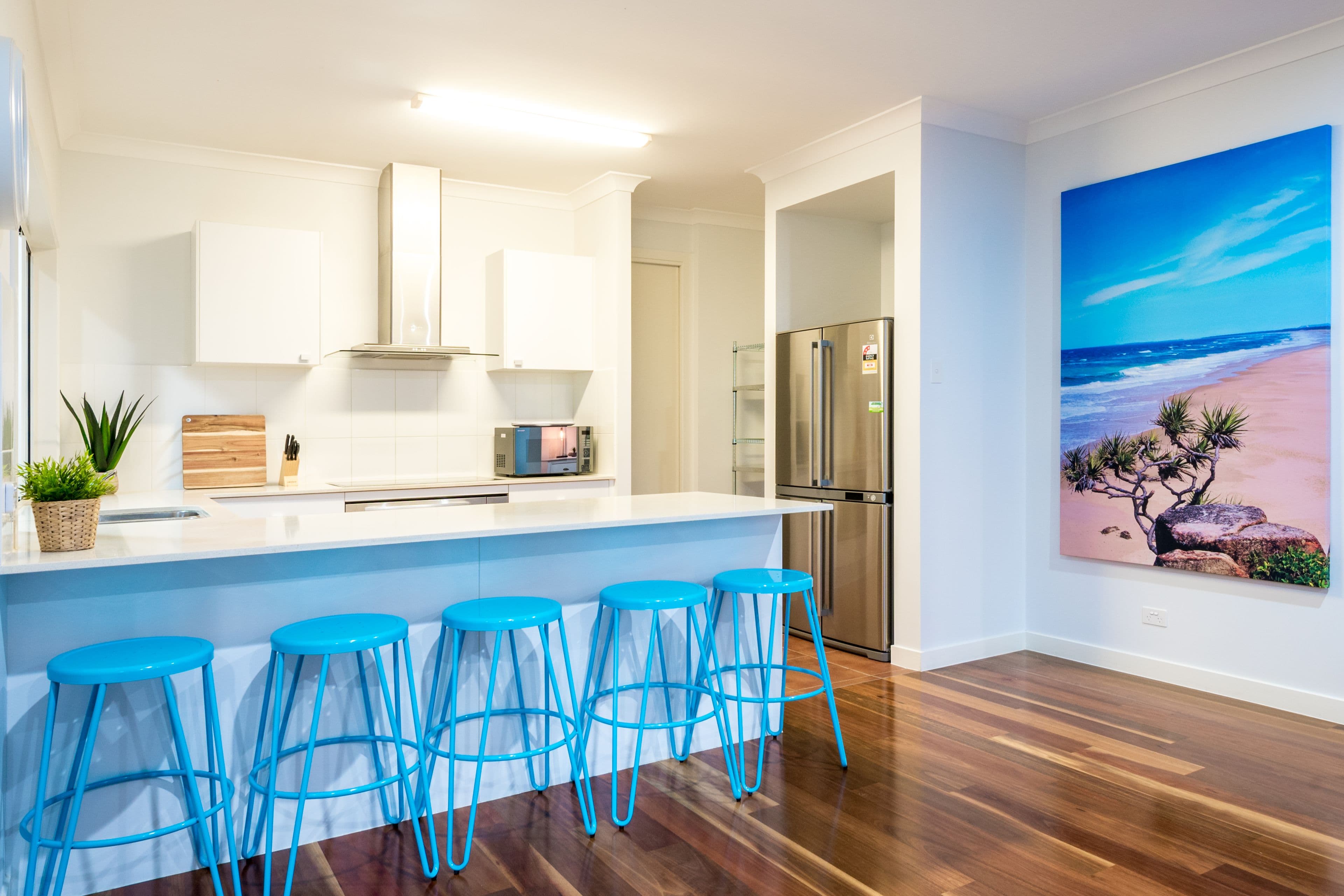 10 Allambi Avenue, Broadbeach Waters QLD 4218, Broadbeach Waters - Thumbnail 6