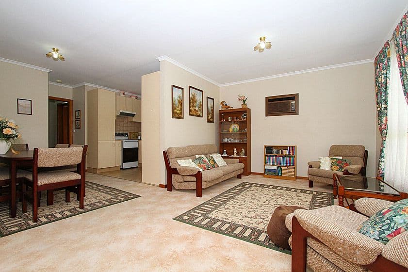 73 Purinuan Road, RESERVOIR VIC 3073, Reservoir - Thumbnail 4
