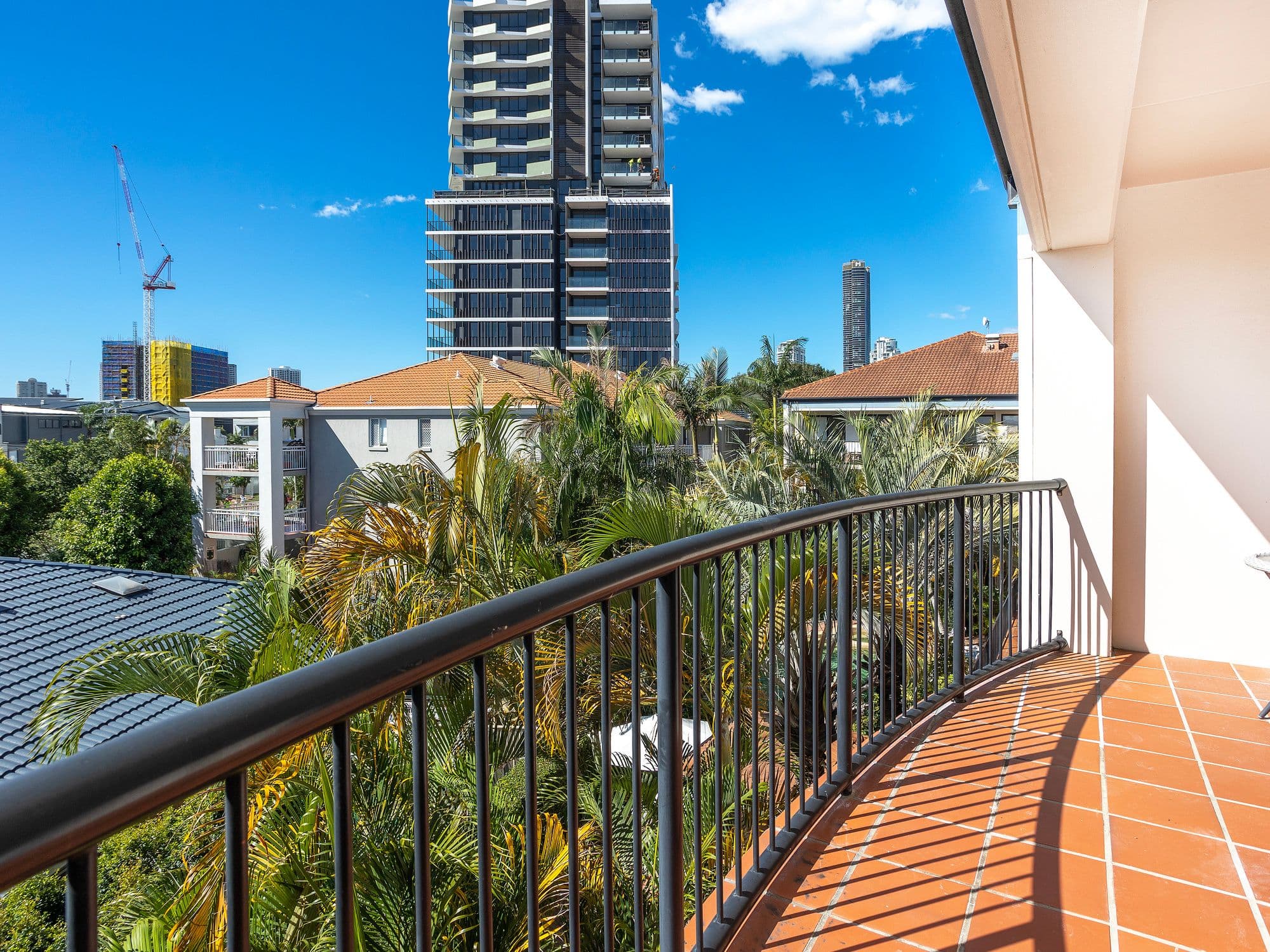 7-13 Barranbali Street, Chevron Island QLD 4217, Chevron Island - Thumbnail 2