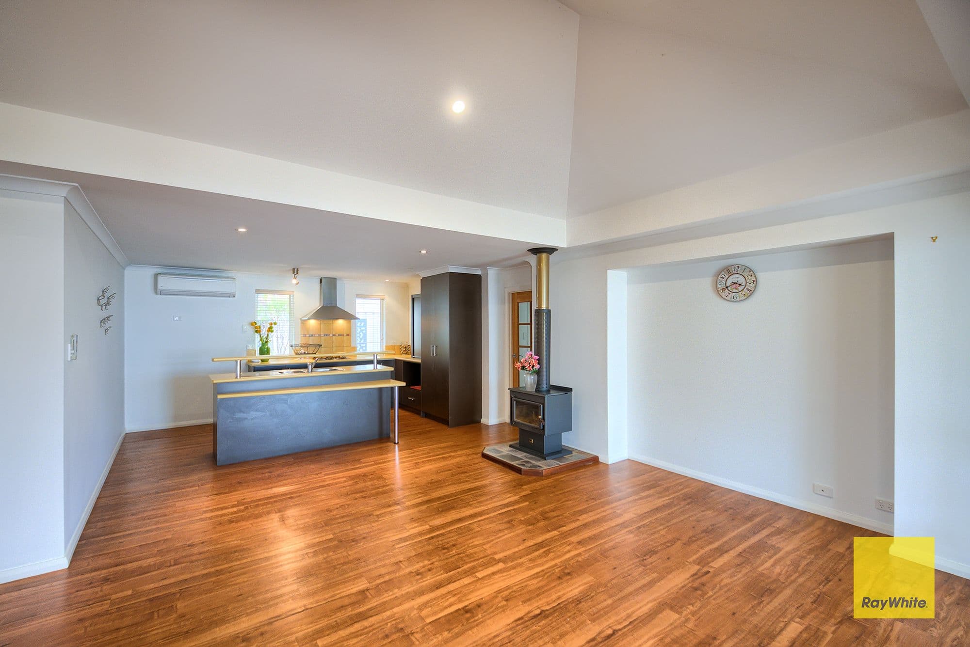 8 Clint Terrace, Spencer Park WA 6330, Spencer Park - Thumbnail 2
