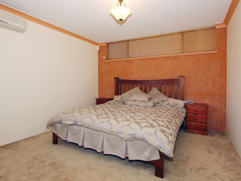 24 Corcoran Street, DUNCRAIG WA 6023, Duncraig - Thumbnail 3