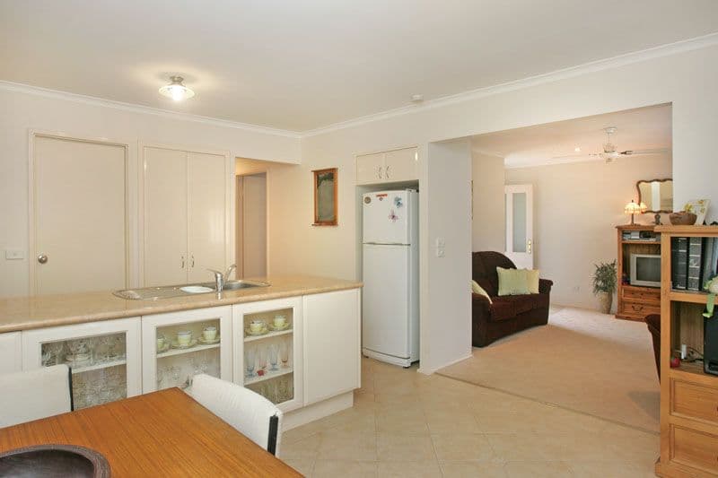 155 Cresthaven Avenue, BATEAU BAY NSW 2261, Bateau Bay - Thumbnail 2