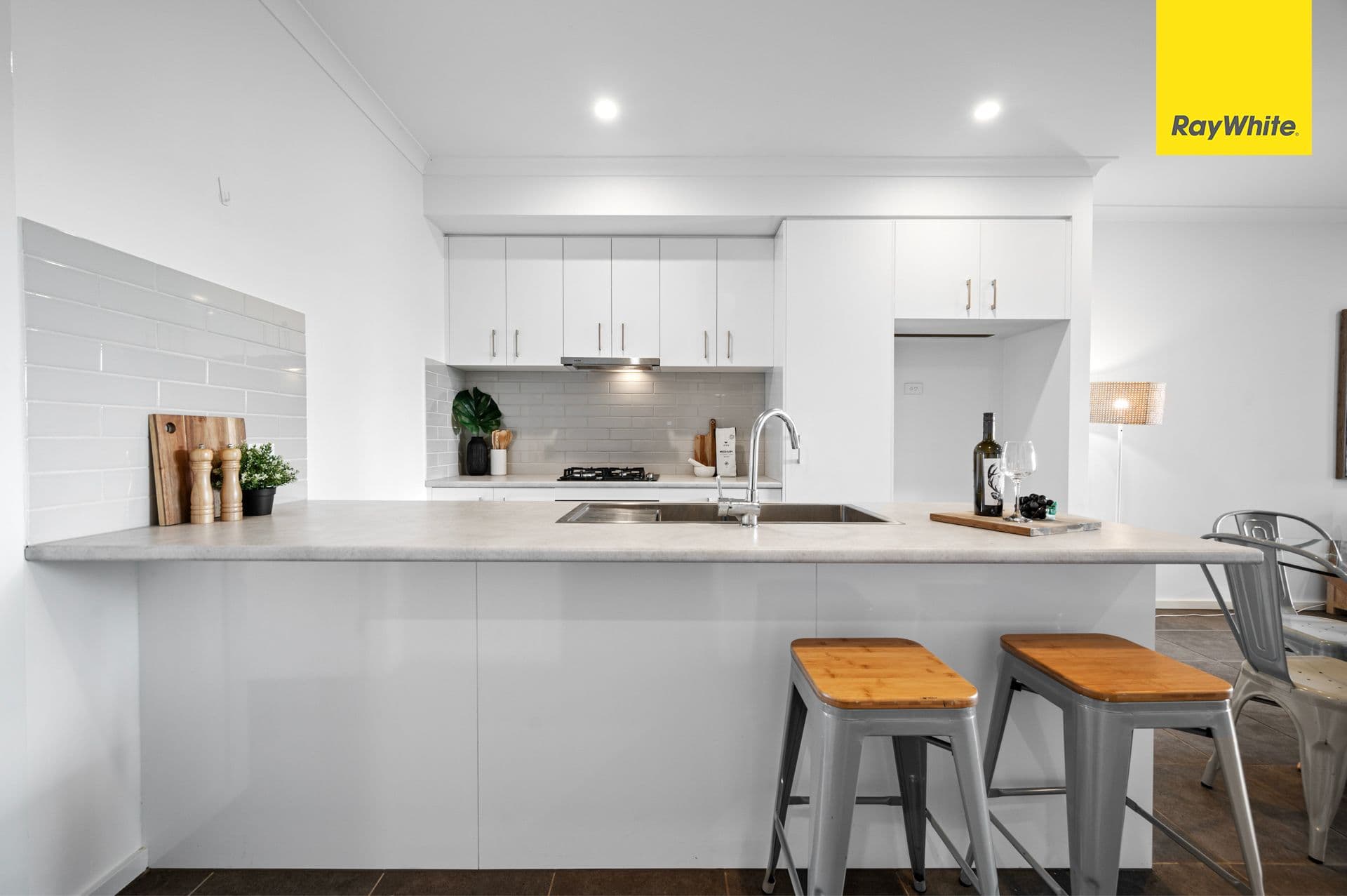 352 Bridge Road, Melton South VIC 3338, Melton South - Thumbnail 2