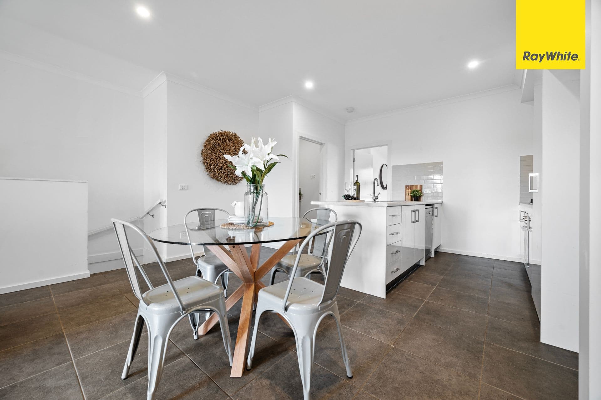 352 Bridge Road, Melton South VIC 3338, Melton South - Thumbnail 5