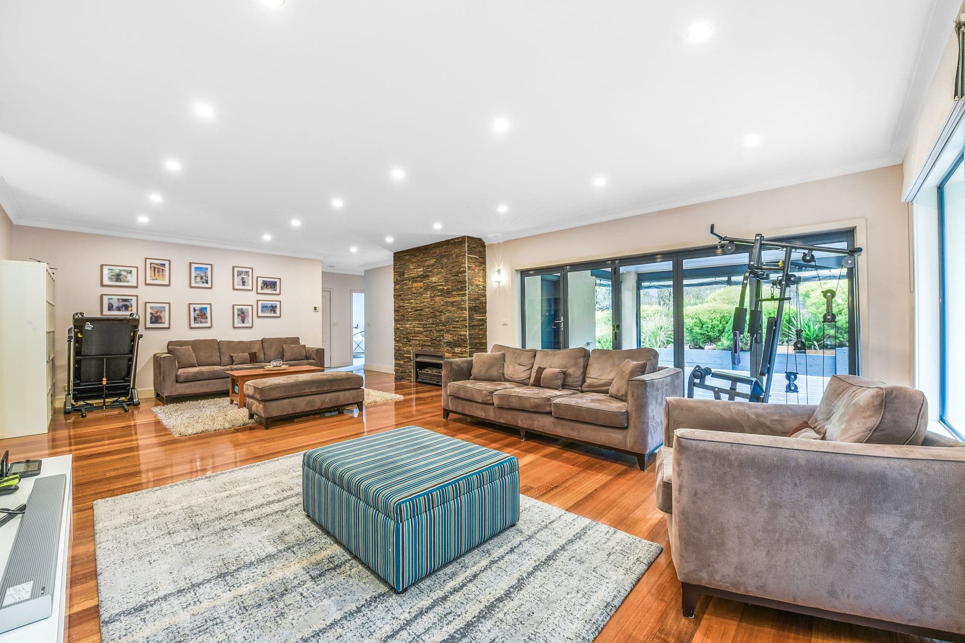 77 Edrington Park Drive, Berwick VIC 3806, Berwick - Thumbnail 4
