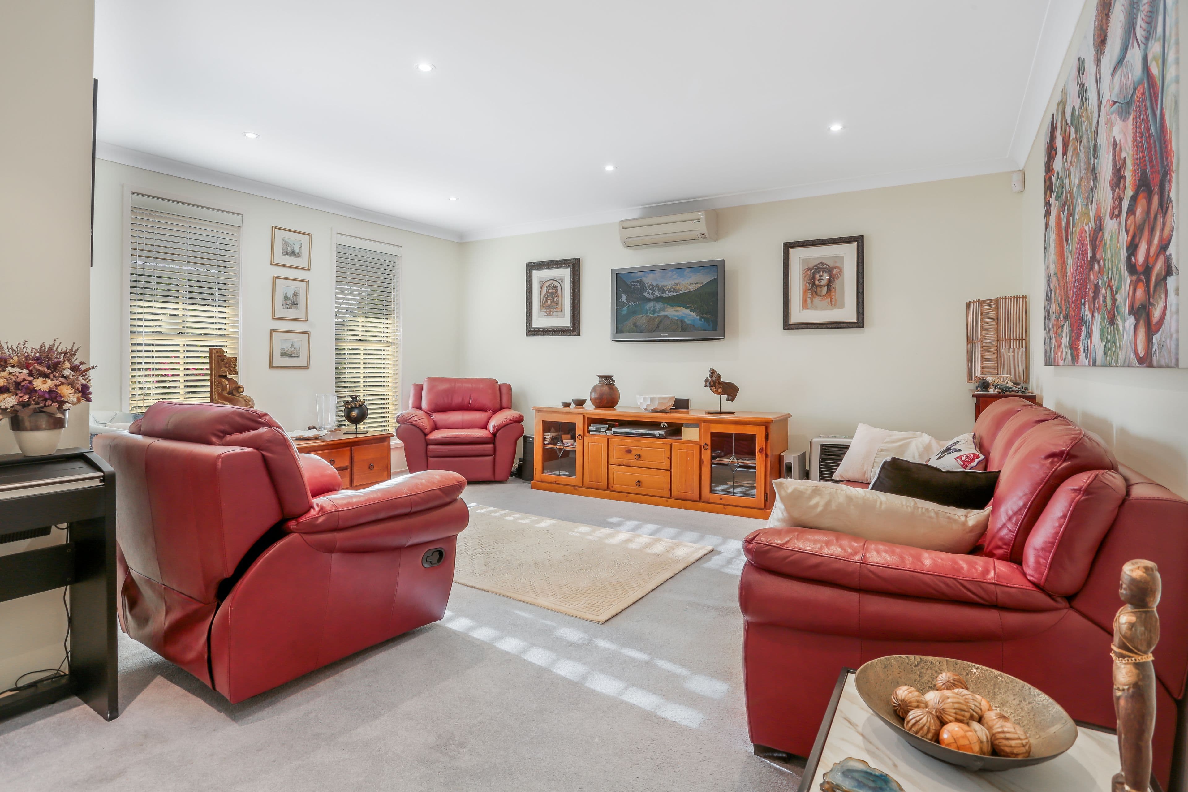 4 Badenoch Avenue, Glenhaven - Thumbnail 2