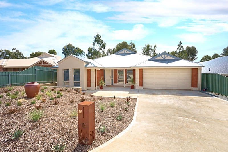16 Pandappa Drive, Clare SA 5453, Clare - Image 1
