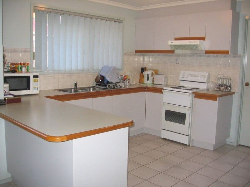 19 Shane Avenue, SEABROOK VIC 3028, Seabrook - Thumbnail 2