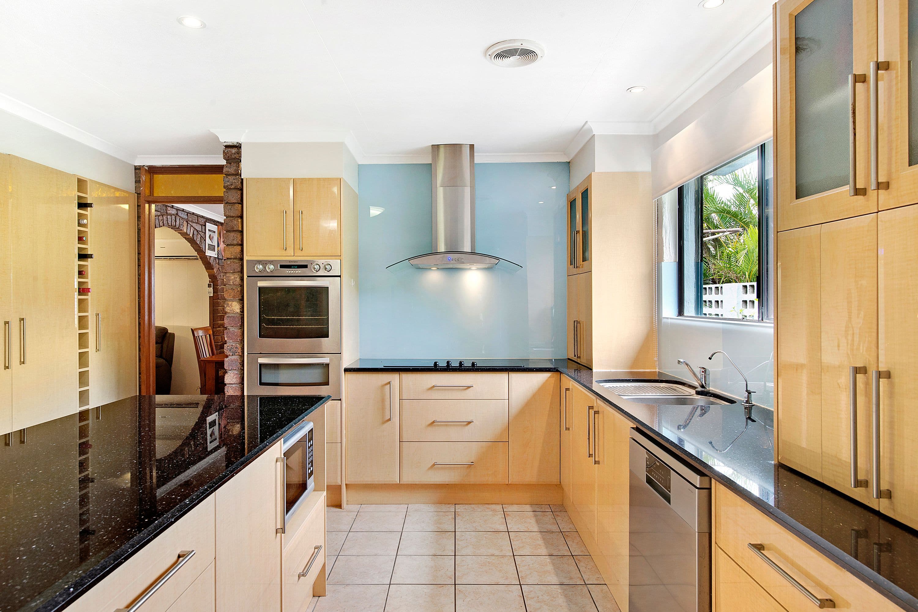 11 Eyre Street, Paradise Point QLD 4216, Paradise Point - Thumbnail 6