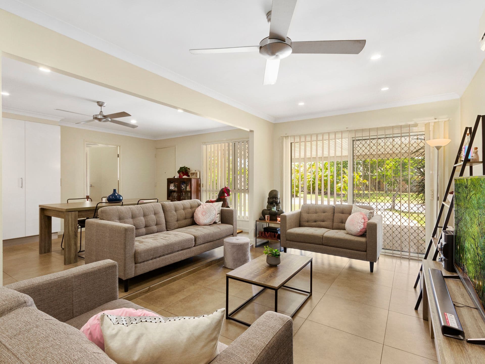 23 Angelo Avenue, Coombabah QLD 4216, Coombabah - Thumbnail 2