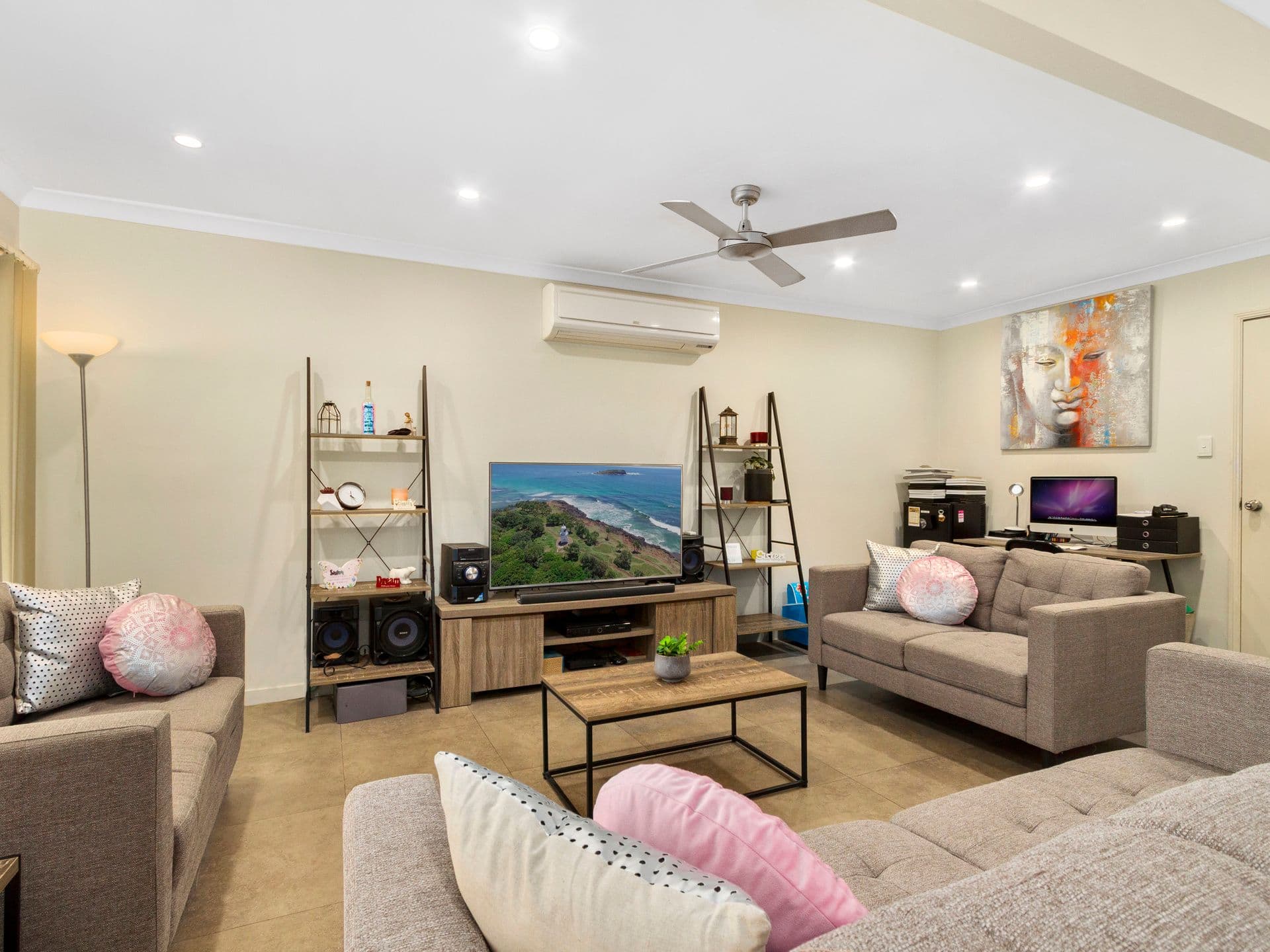 23 Angelo Avenue, Coombabah QLD 4216, Coombabah - Thumbnail 3