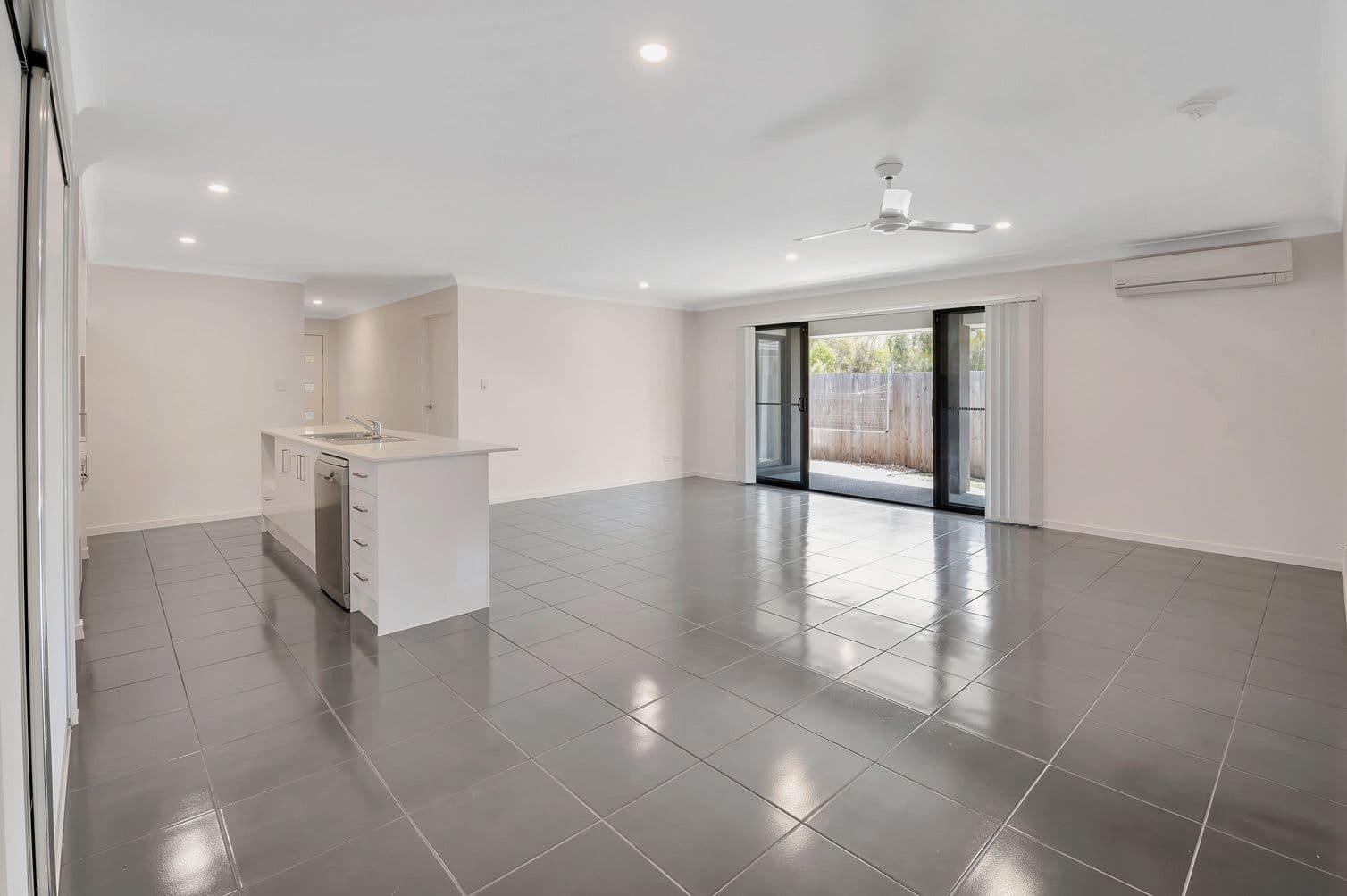 11 Caulfield Court, Pimpama QLD 4209, Pimpama - Thumbnail 3