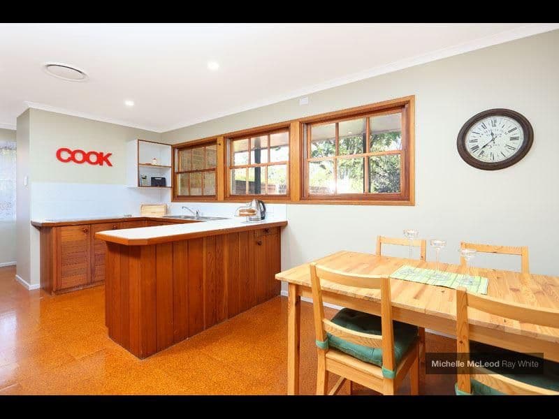 6 Moonah Street, CHAPEL HILL QLD 4069, Chapel Hill - Thumbnail 5