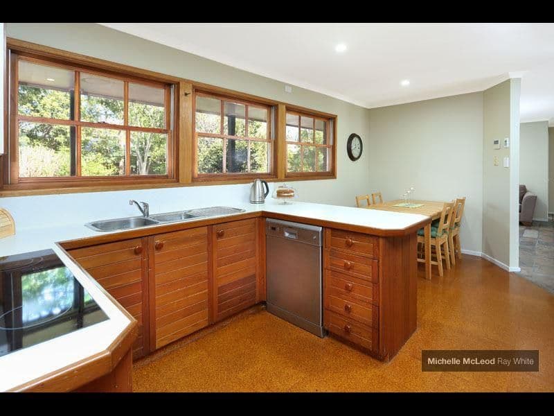 6 Moonah Street, CHAPEL HILL QLD 4069, Chapel Hill - Thumbnail 7