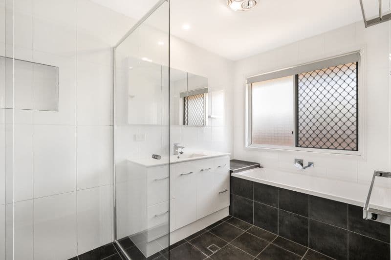 32 Whitlam Drive, Collingwood Park QLD 4301, Collingwood Park - Thumbnail 5