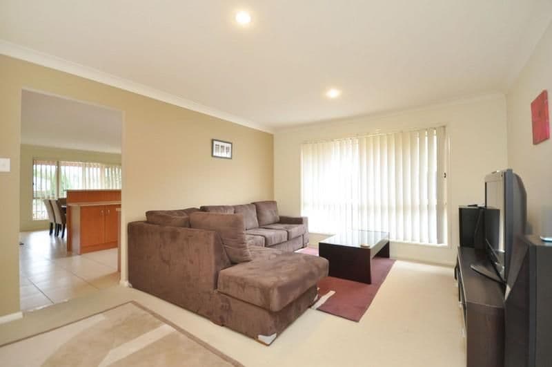 127 Englefield Road, OXLEY QLD 4075, Oxley - Thumbnail 2