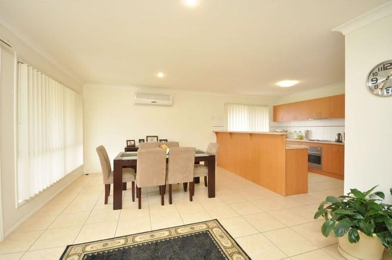 127 Englefield Road, OXLEY QLD 4075, Oxley - Thumbnail 4