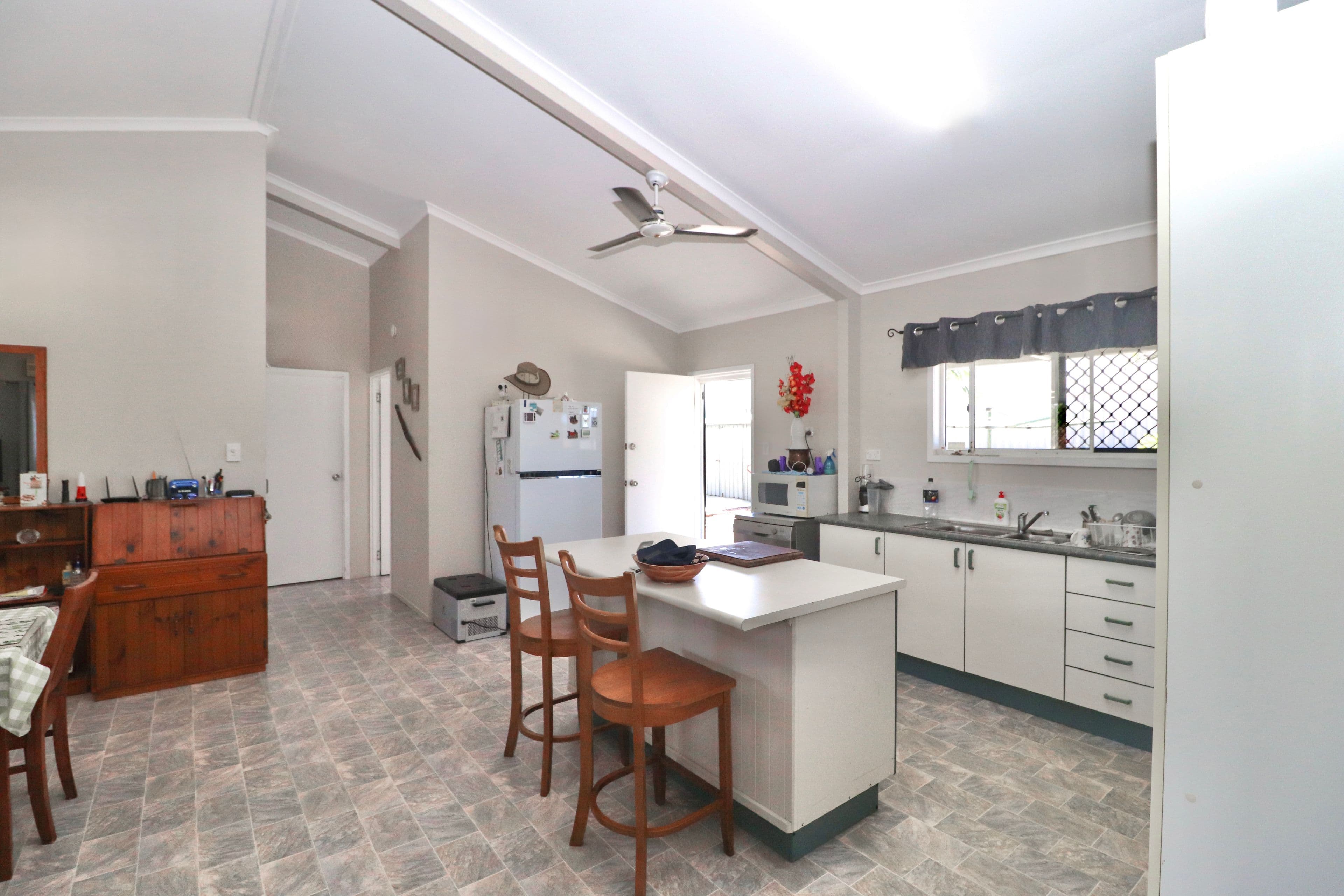 6 Banksia Street, Forrest Beach QLD 4850, Forrest Beach - Thumbnail 6