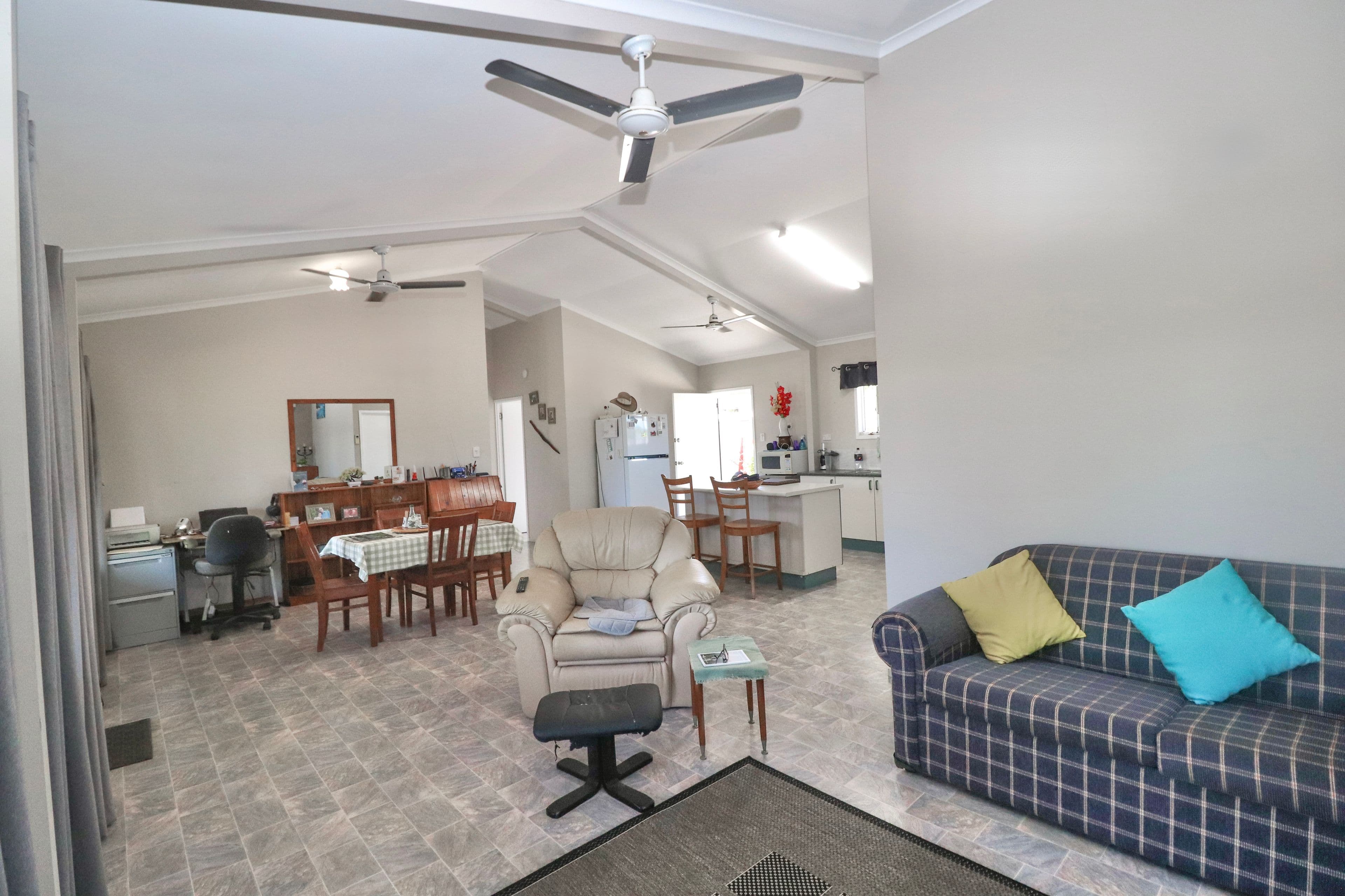 6 Banksia Street, Forrest Beach QLD 4850, Forrest Beach - Thumbnail 7