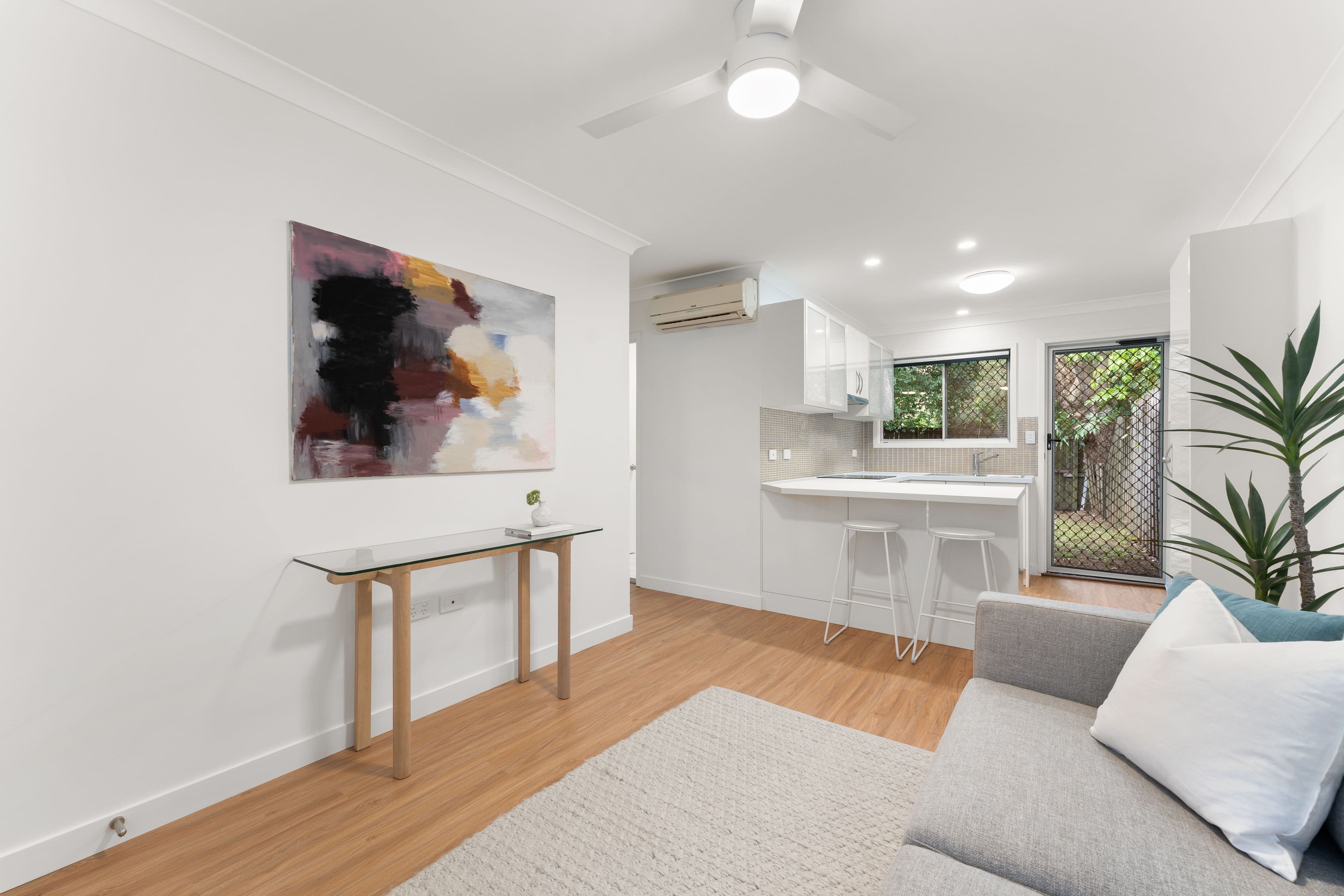 18 Walter Avenue, East Brisbane QLD 4169, East Brisbane - Thumbnail 3