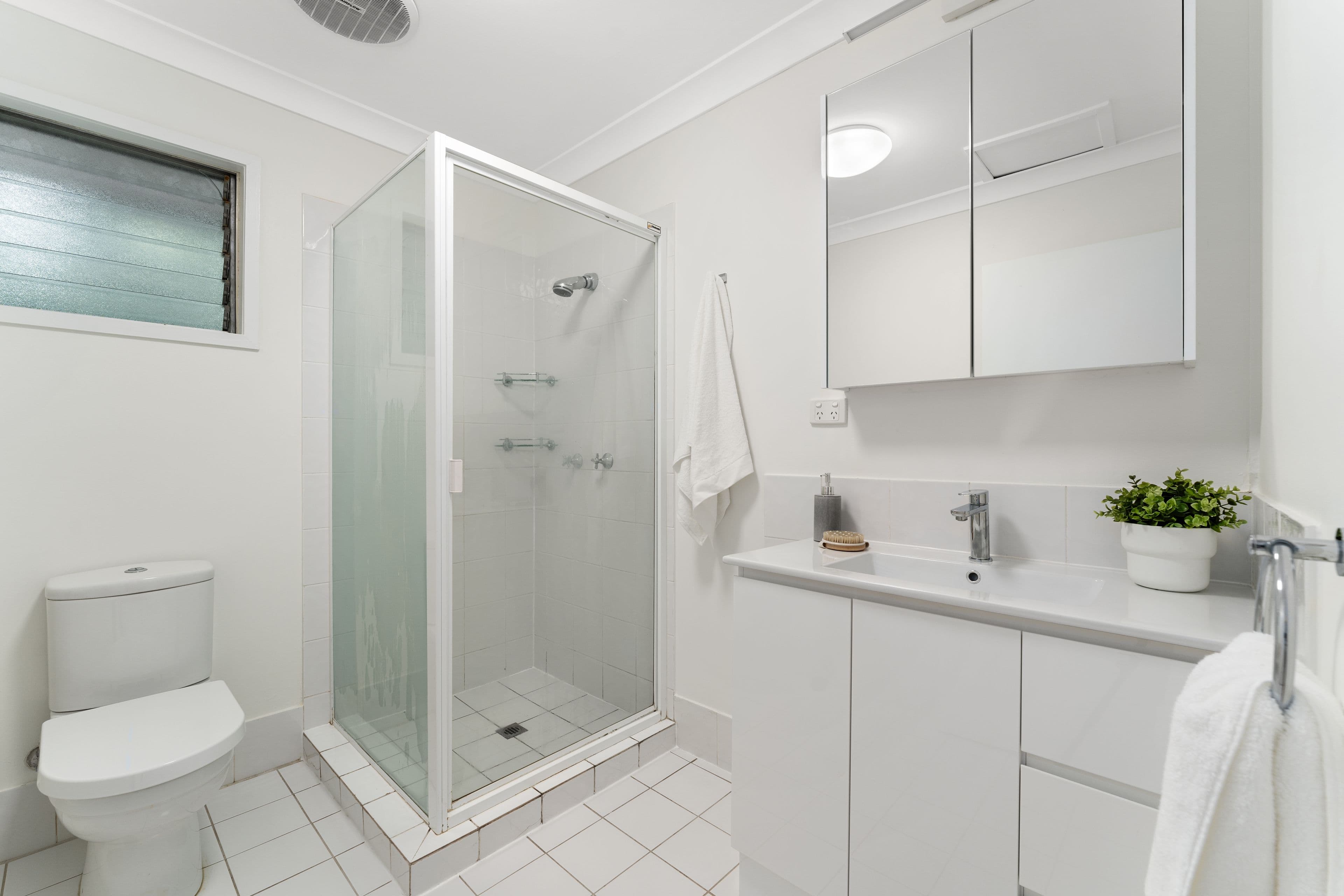 18 Walter Avenue, East Brisbane QLD 4169, East Brisbane - Thumbnail 8