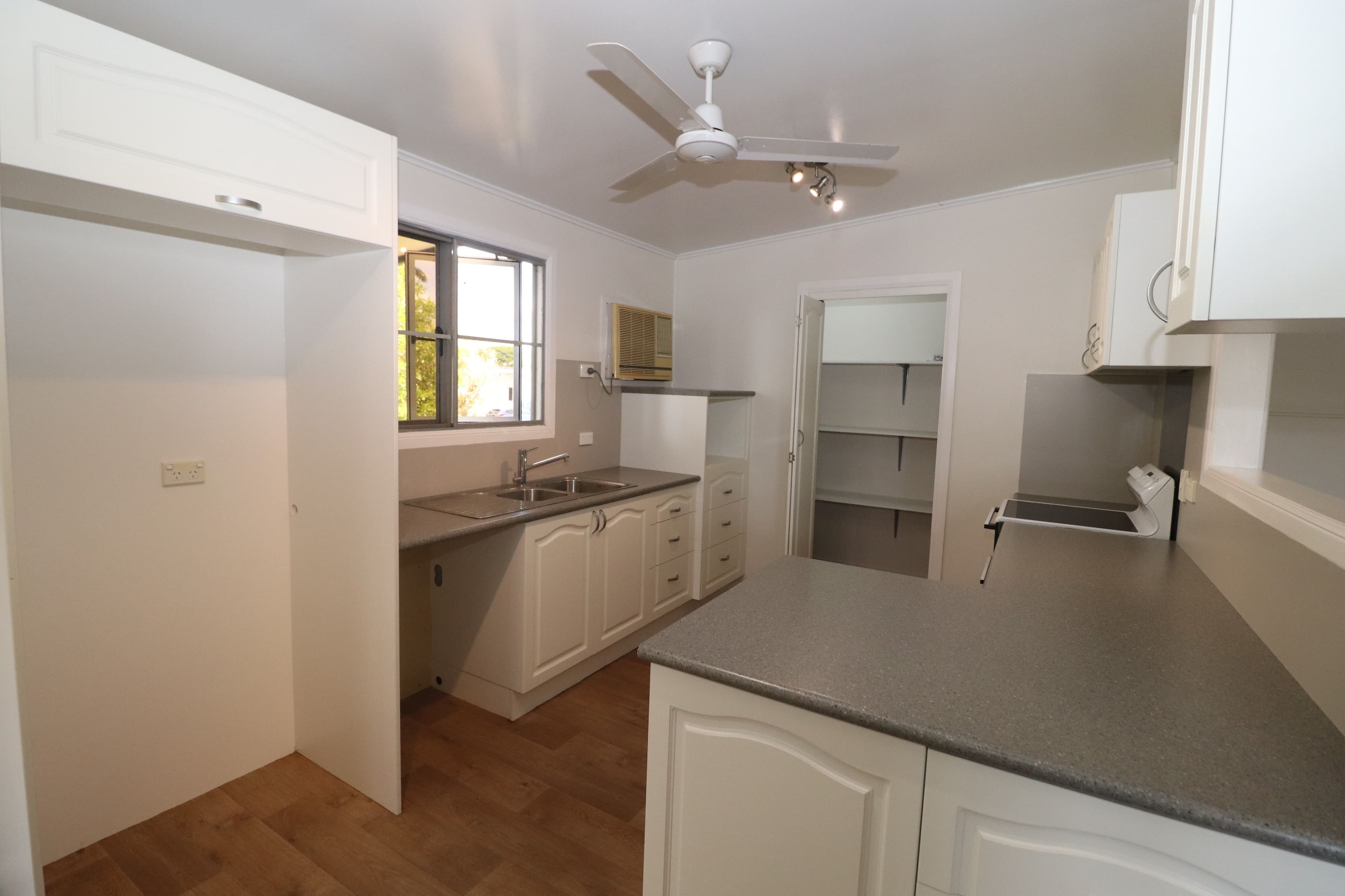 31 Marina Parade, Ingham QLD 4850, Ingham - Thumbnail 3