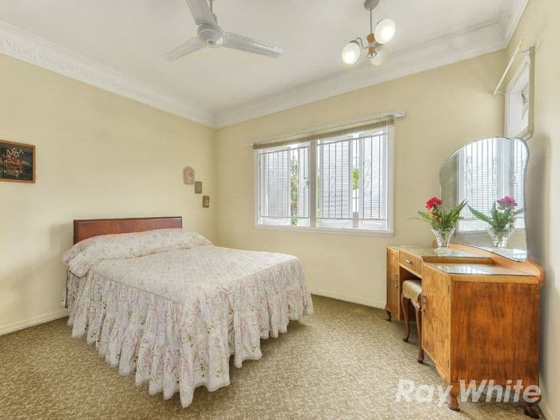 8 Milford Street, ALDERLEY QLD 4051, Alderley - Thumbnail 5