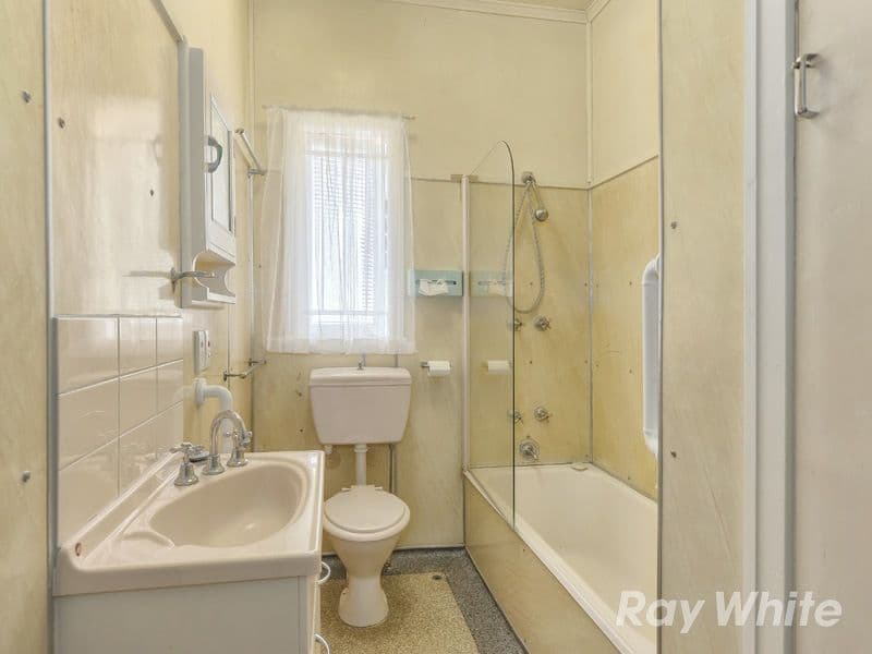 8 Milford Street, ALDERLEY QLD 4051, Alderley - Thumbnail 6