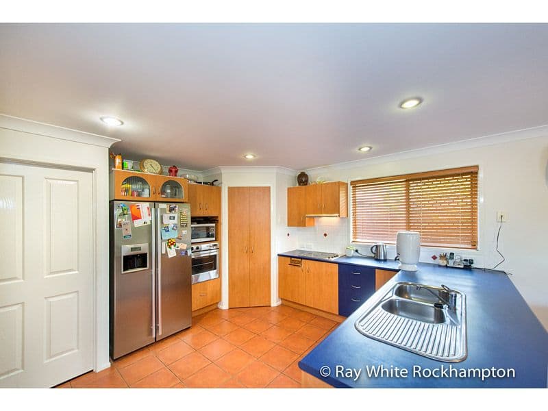 16 Brookside Avenue, NORMAN GARDENS QLD 4701, Norman Gardens - Thumbnail 6